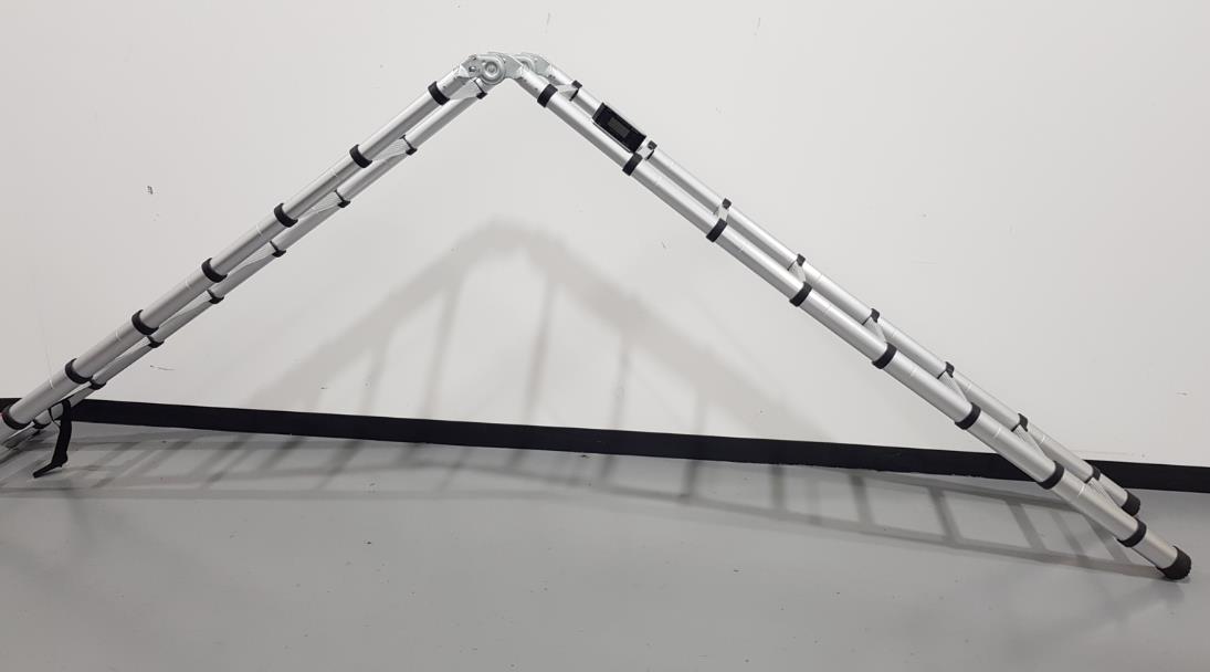2.5M + 2.5M Telescopic Multi-Position Ladder: photo 3 of 4 from the OPSS notice of 9 Apr 2024
