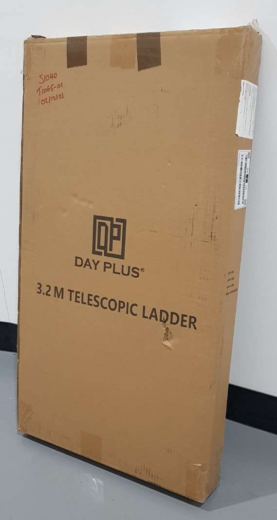 Day Plus 3.2m Telescopic Ladder sold on Amazon: photo 2 of 2 from the OPSS notice of 14 Jan 2022