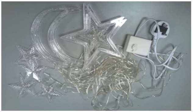Star shaped LED lighting chain: photo 2 of 2 from the OPSS notice of 22 May 2023