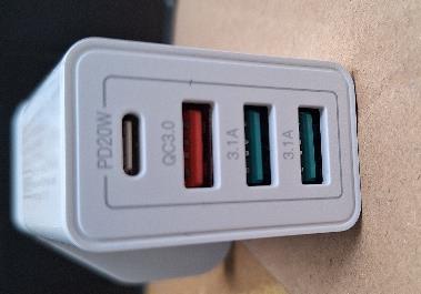 Wall Charger RE-PD3506 sold on Amazon: photo 2 of 2 from the OPSS notice of 17 Aug 2026